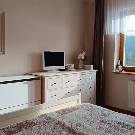 Apartman Poniklec V Hoteli Dóval Kültér fotó